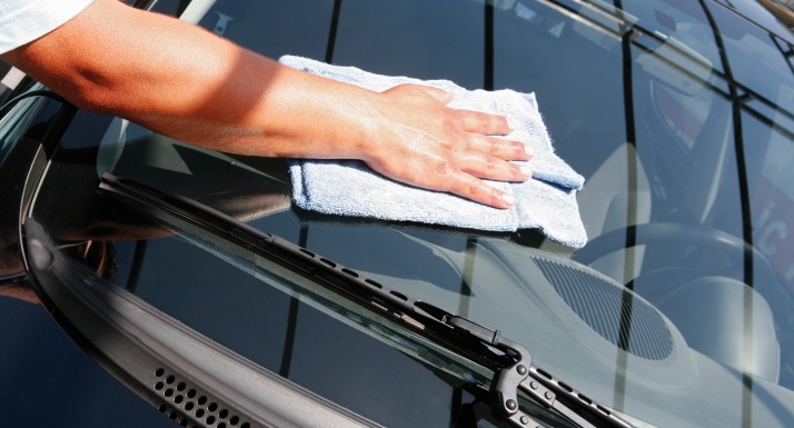 Comment nettoyer votre voiture avec des produits naturels ? - Blog